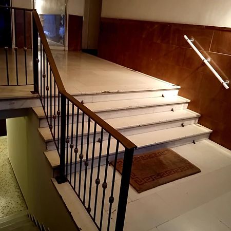 Vestige Basement Apartment أثينا المظهر الخارجي الصورة
